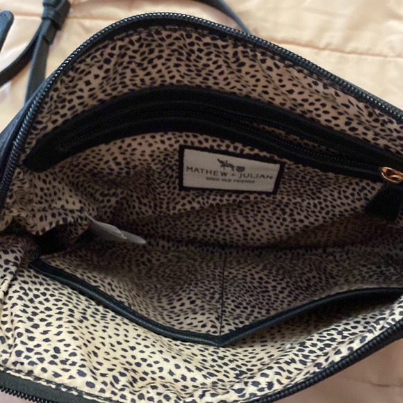 Matthew + Julian cross body purse - Picture 4 of 9